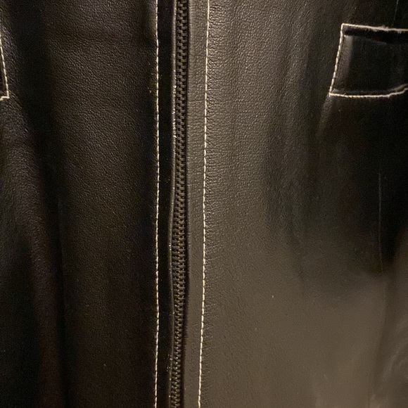 JL Studio - Picture 4 of 13